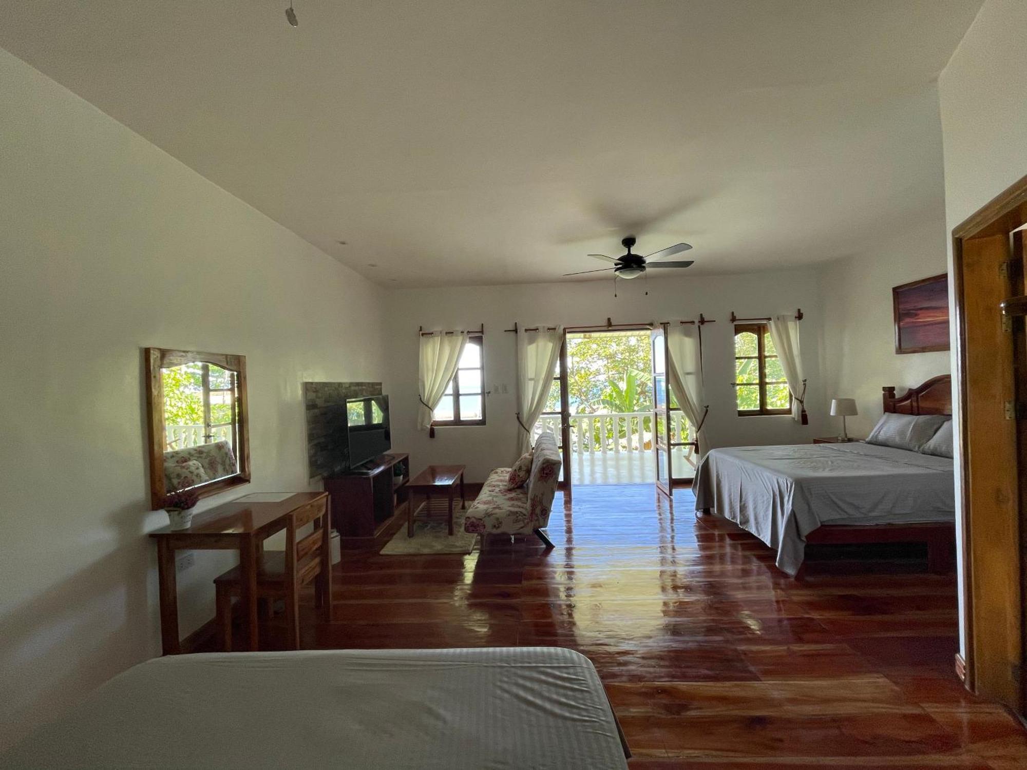 Agoho Resort Mambajao Habitación foto